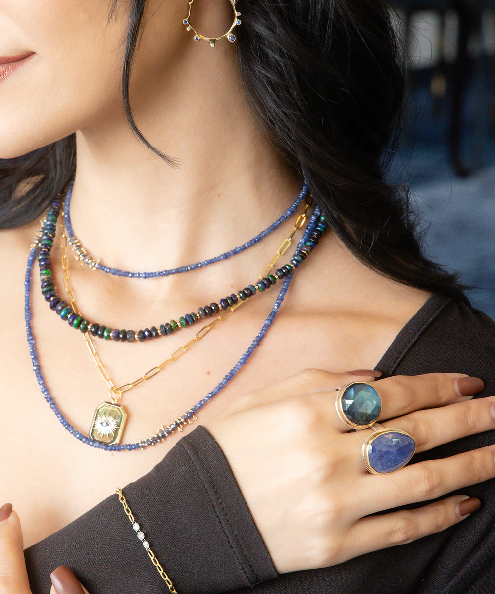 The Art of Giving: G Marie Luxuries’ Holiday Gift Guide in Virginia Beach