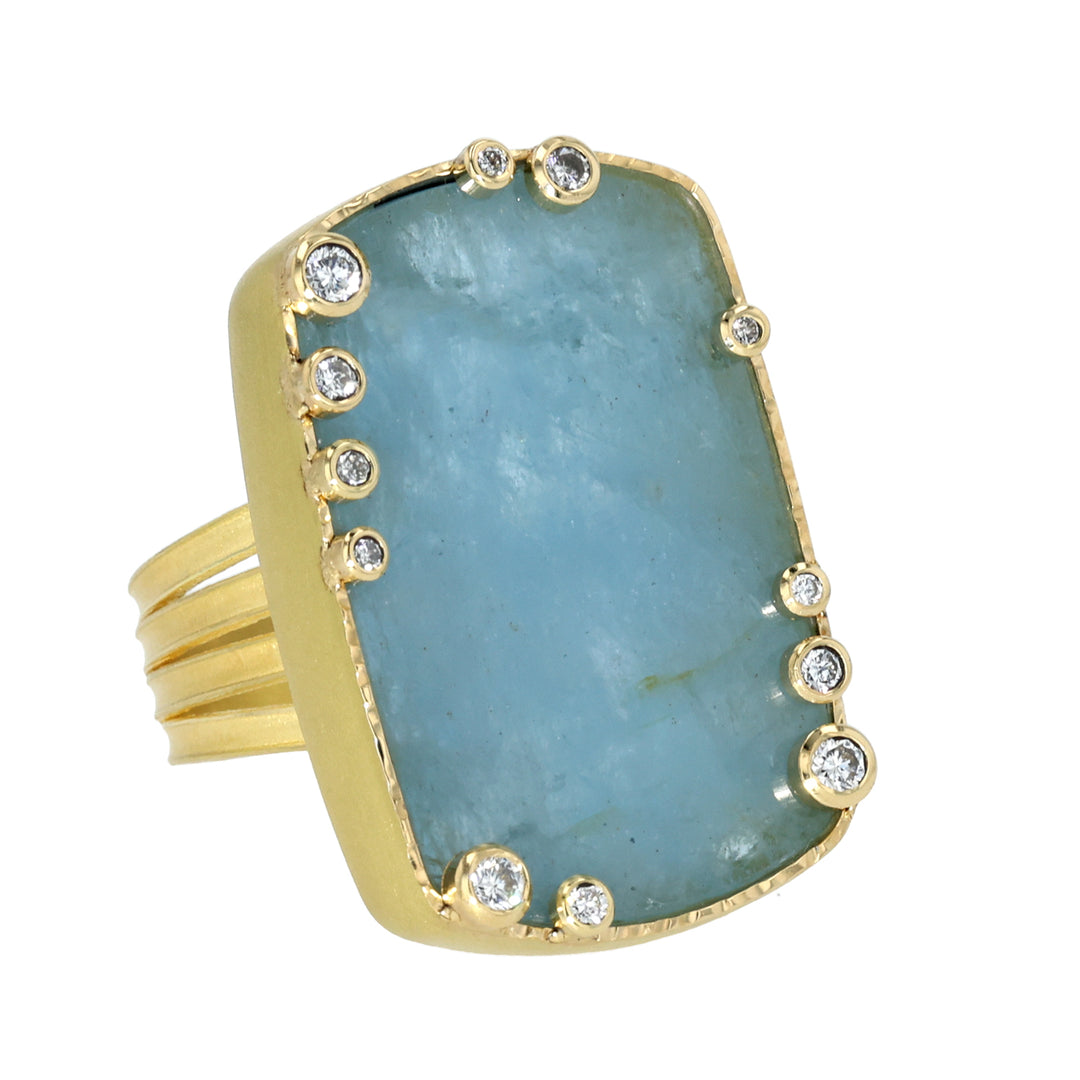 18K Yellow Gold Aquamarine and Diamond Ring
