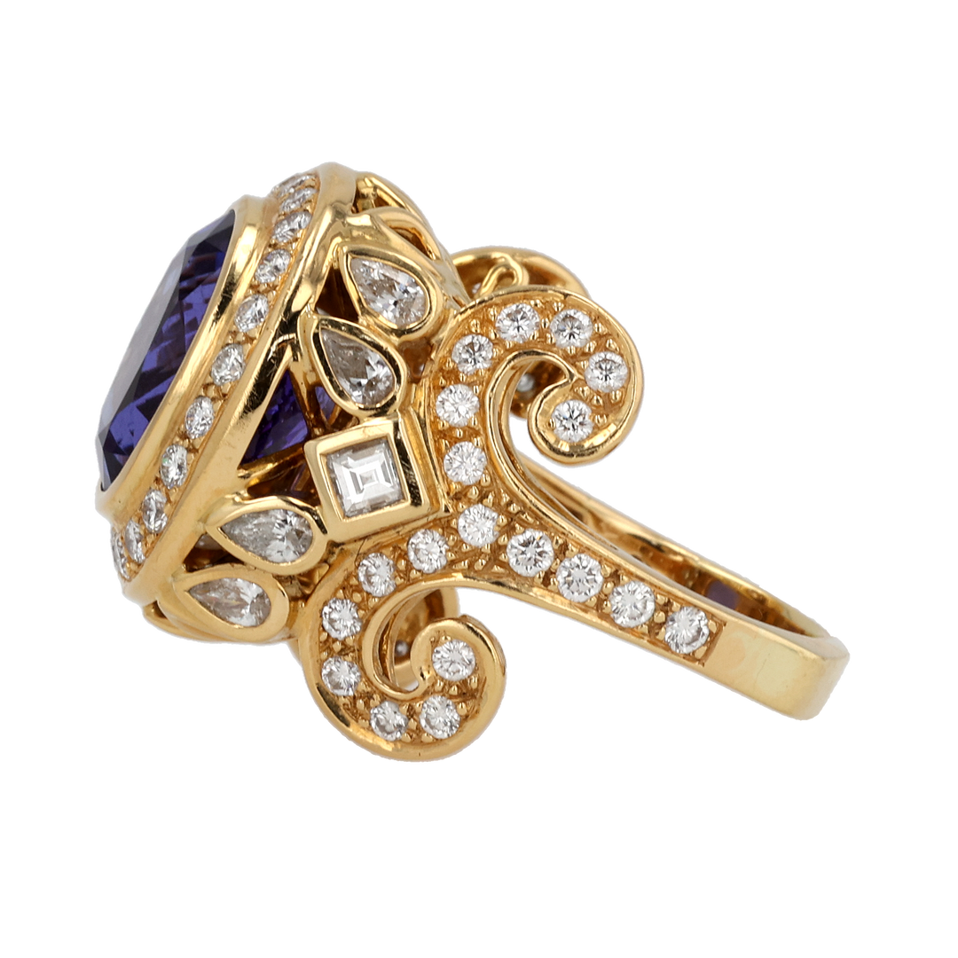 18k Yellow Gold, Tanzanite & Diamond Ring
