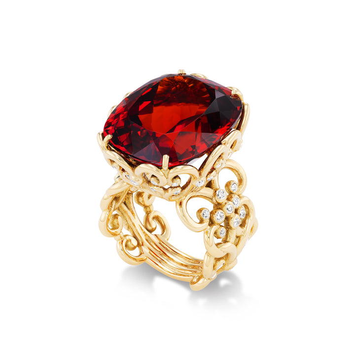 18K Yellow Gold Spessertite and Diamond Ring
