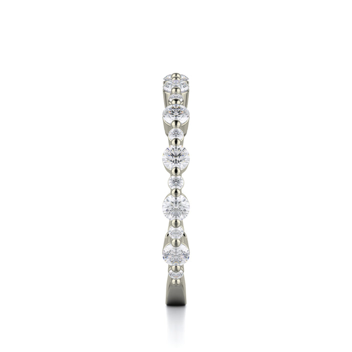 18K White Gold Classic Diamond Cluster Band