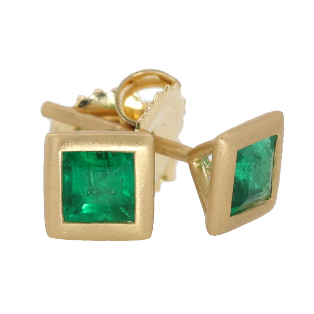 18K Yellow Gold Bezel Set Square Emerald Stud Earrings