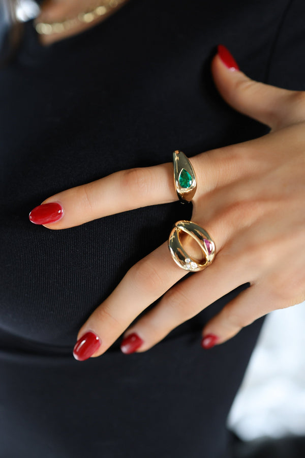Sapphire Rings