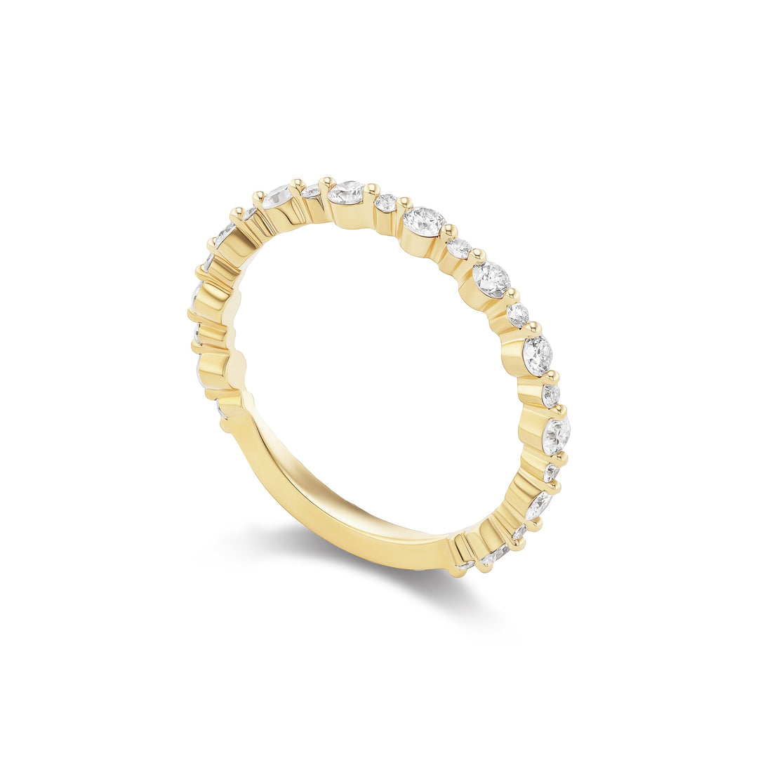 18K Yellow Gold Band with Natural Diamonds