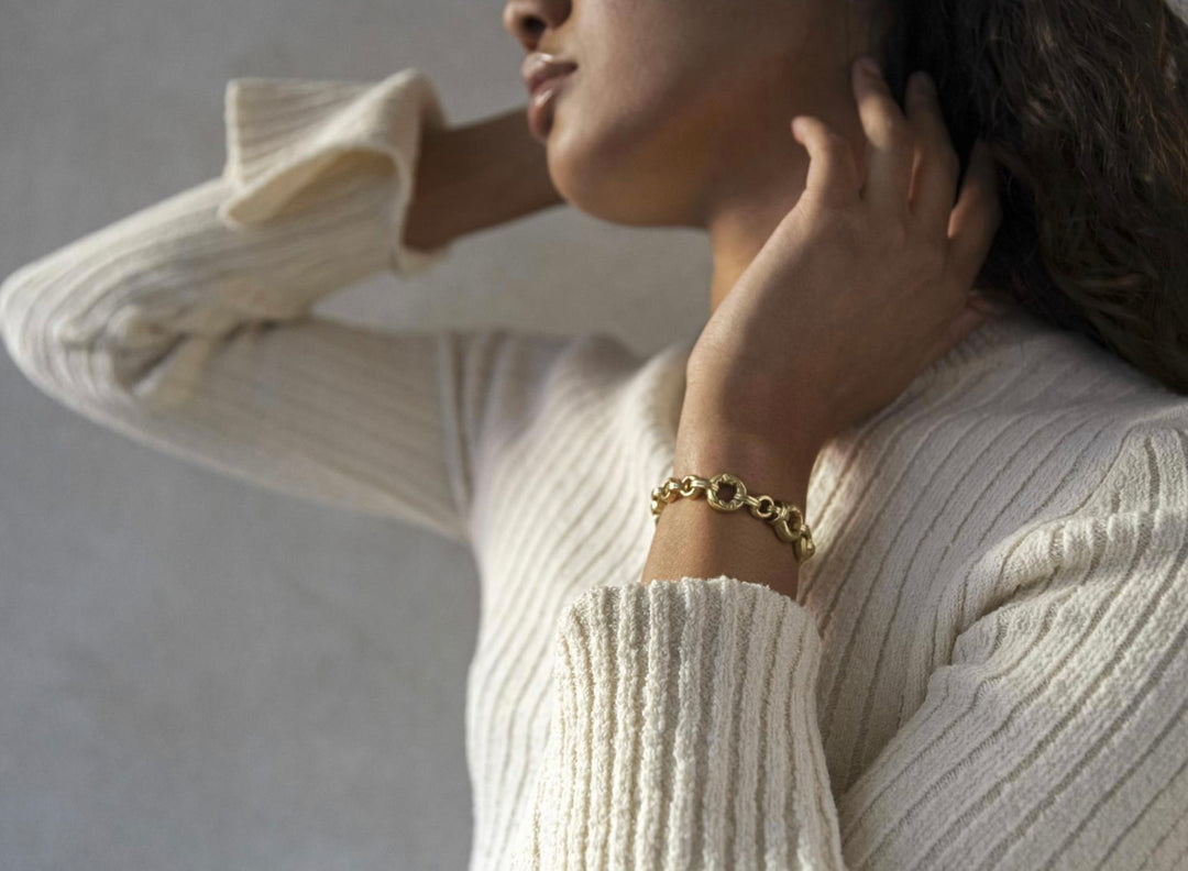 18K Yellow Gold Cleopatra Round Link Mesh Bracelet