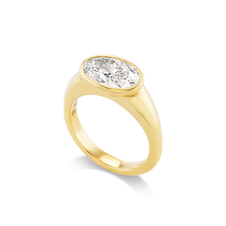 Contemporary Windsor Ring in 18K Yellow Gold with Oval 2.75ct LG Diamond