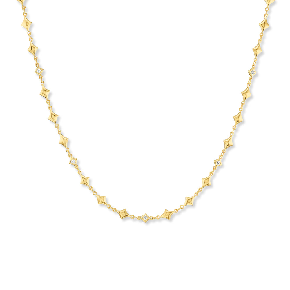 18k-yellow-gold-kite-and-diamond-bezel-chain-close