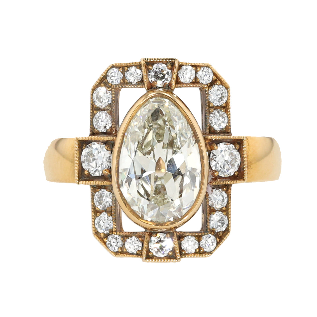 18K Yellow Gold Pear Shaped Diamond Katie Ring Stone