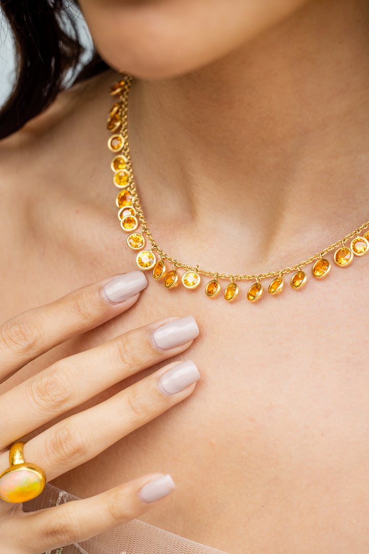 18K Yellow Gold Orange Sapphire Necklace