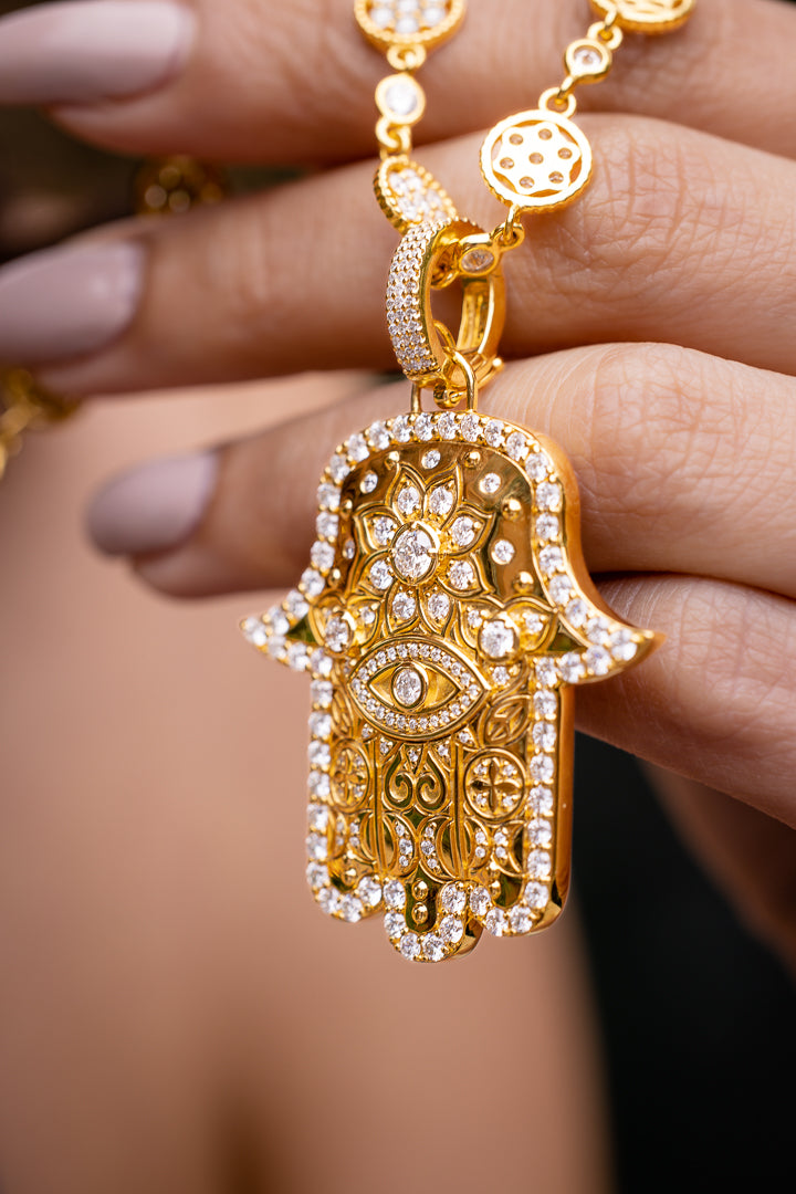 20K Yellow Gold Hamsa Pendant with Diamonds