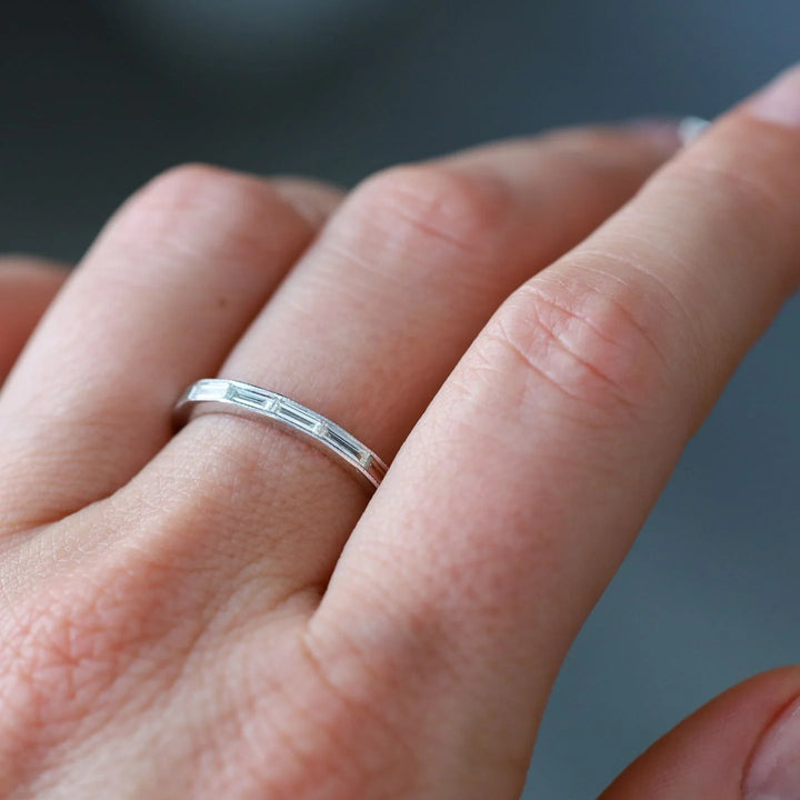 18K White Gold Silhouette White Diamond Eternity Band