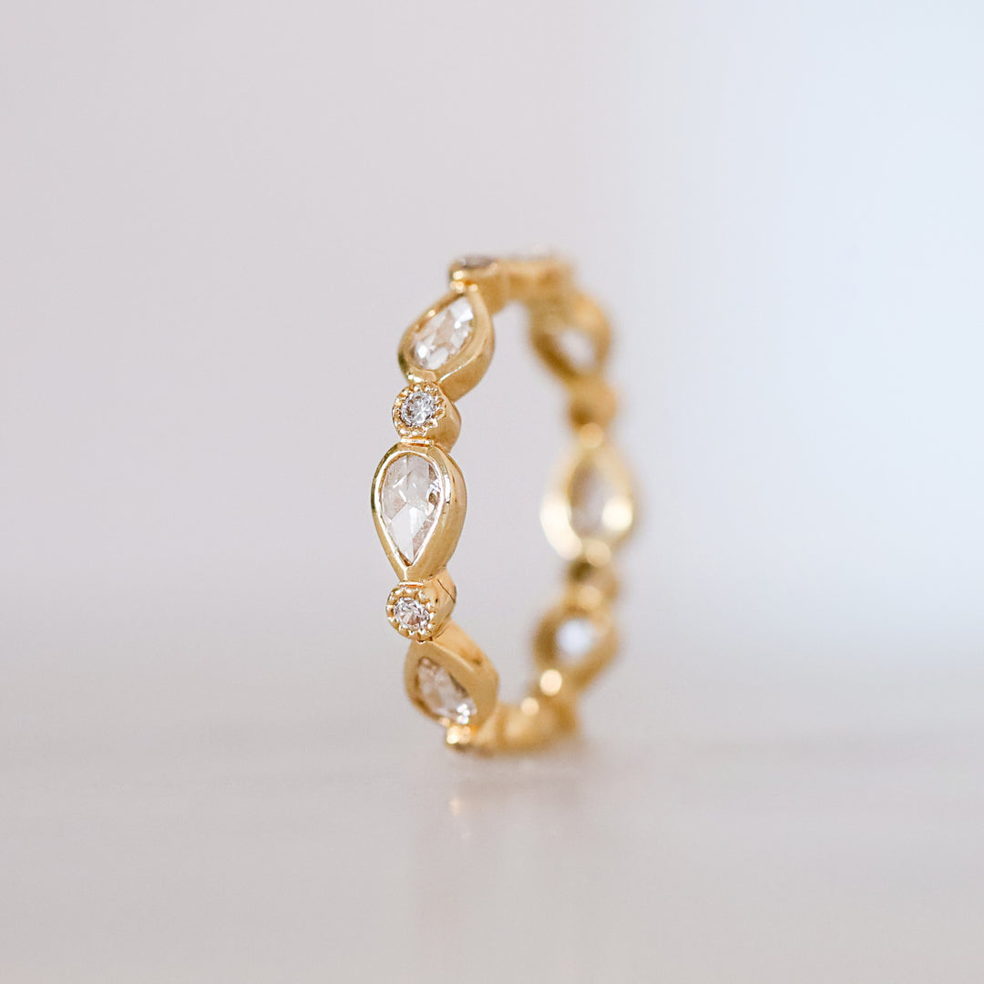 18K Yellow Gold Fine Vine Pear-Shape Rose Cut and Brilliant Cut White Diamond Eternity Band