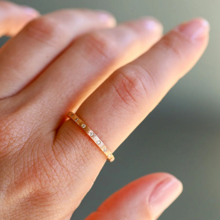 18K Rose Gold Dunes Narrow White Diamond Band