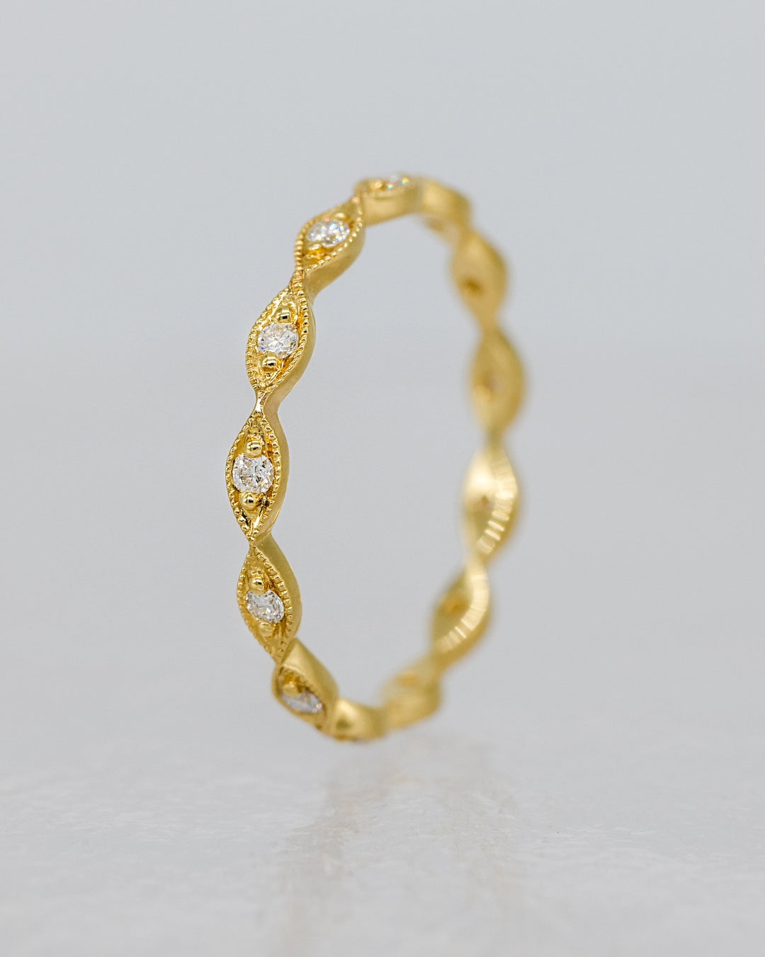 18K Yellow Gold Eleanor Diamond Band