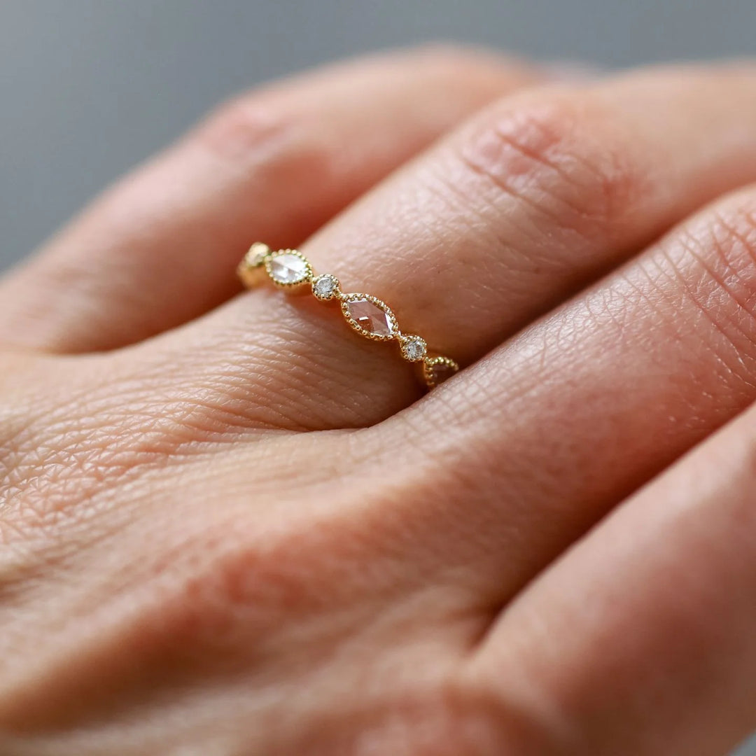 18K Yellow Gold Amara Rose Cut and Brilliant Cut Diamond Band