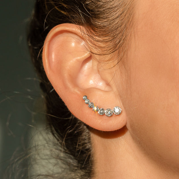 18K White Gold Curve Diamond Earrings