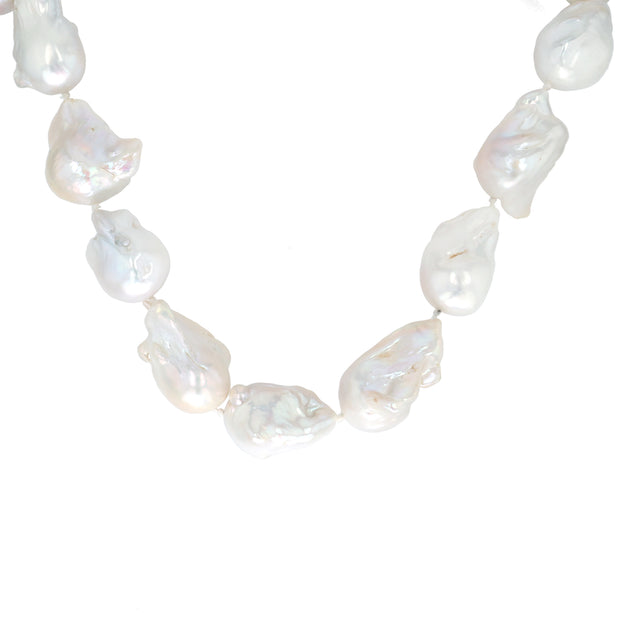 18K Yellow Gold White Freshwater Pearl Necklace