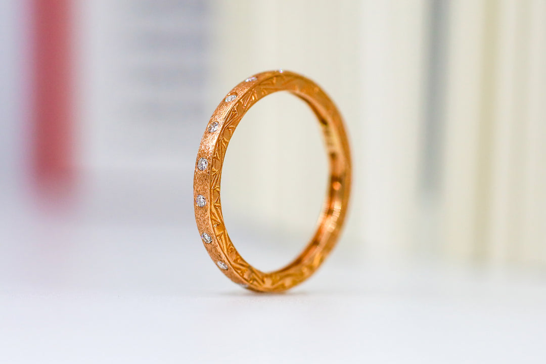 18K Rose Gold Dunes Narrow White Diamond Band