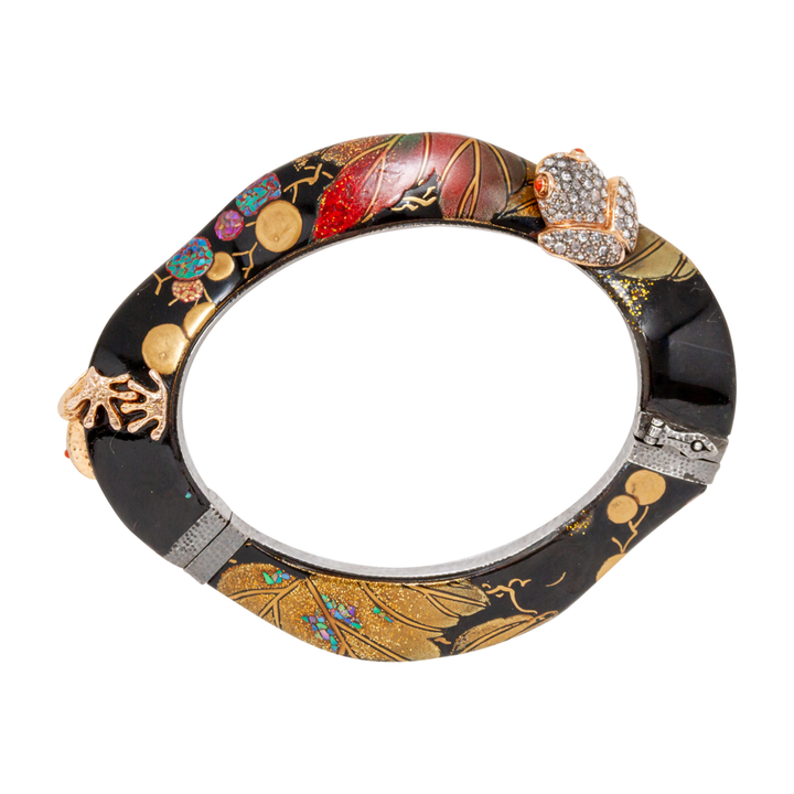 9KPG Japanese Lacquer Bangle with Diamond Frog