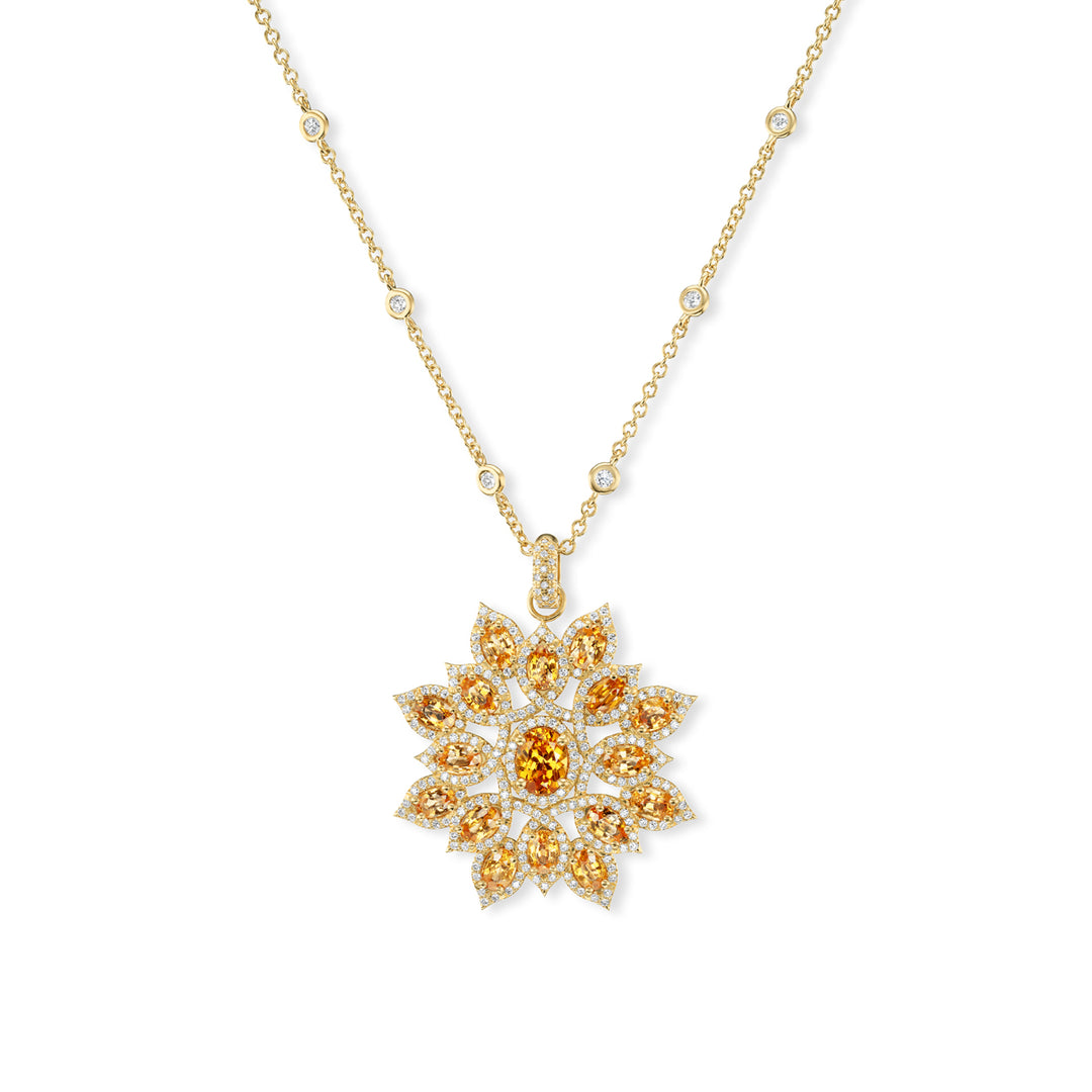 18K Yellow Gold Mandarin Garnet Flower Pendant