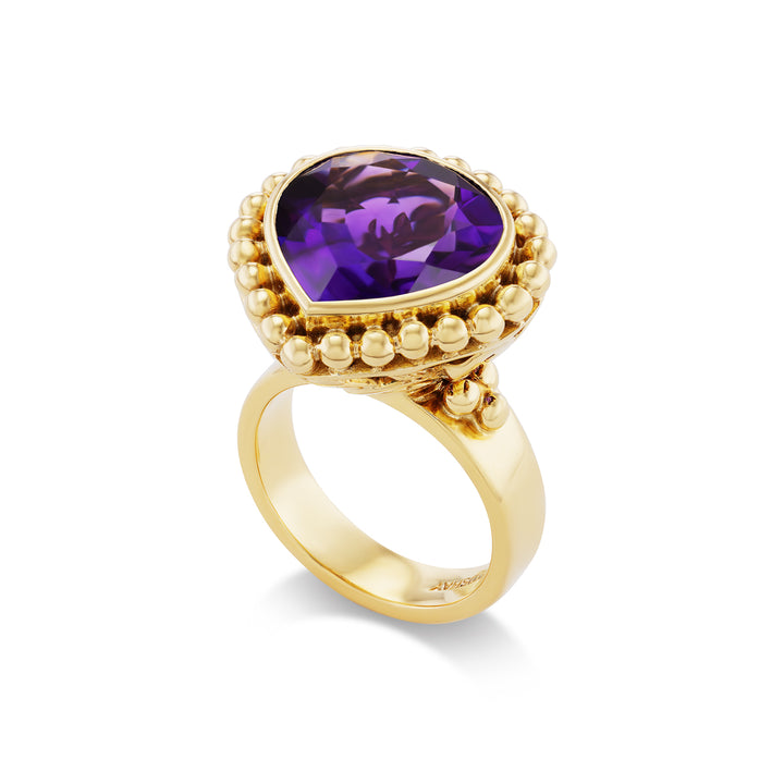 18K Yellow Gold & Pear Shaped Amethyst Ring