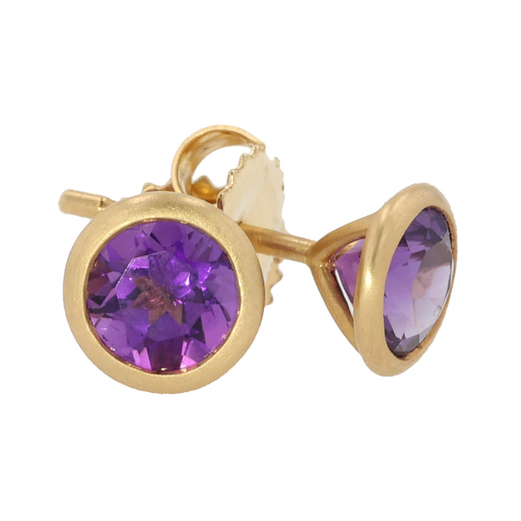 18K Yellow Gold Bezel Set Round Amethyst Stud Earrings