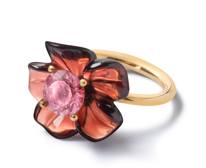 18K Yellow Gold Garnet Island Flower Ring